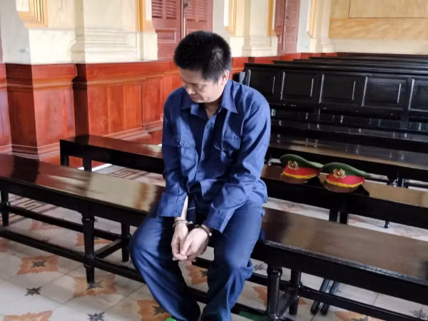 Bị cáo Nguyễn Gia Tuấn tại tòa. Bị cáo Nguyễn Gia Tuấn tại tòa.