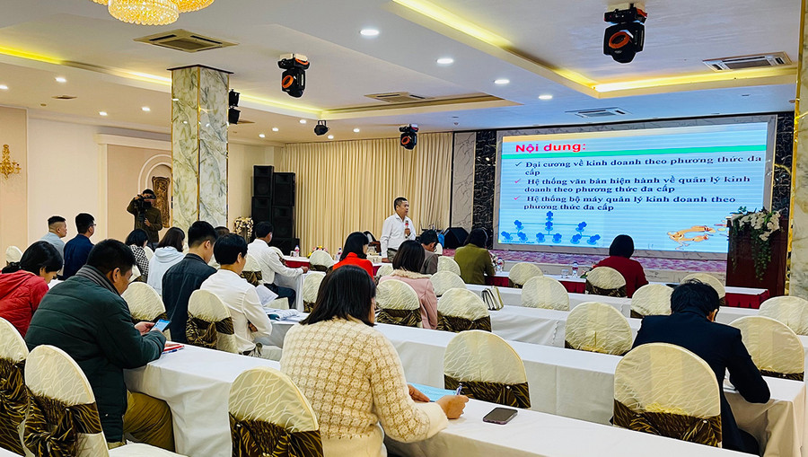 Tập huấn tuyên truyền, phổ biến kiến thức pháp luật về quản lý kinh doanh theo phương thức đa cấp. Ảnh: Vũ Thảo Tập huấn tuyên truyền, phổ biến kiến thức pháp luật về quản lý kinh doanh theo phương thức đa cấp. Ảnh: Vũ Thảo