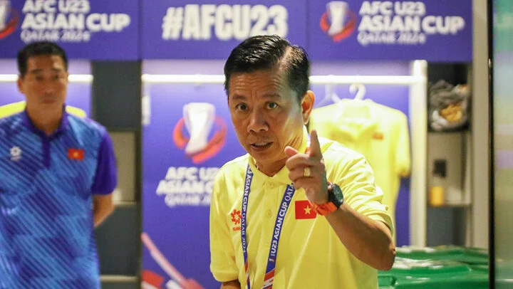 Huấn luyện viên Hoàng Anh Tuấn ghi dấu ấn. (Ảnh: VFF)