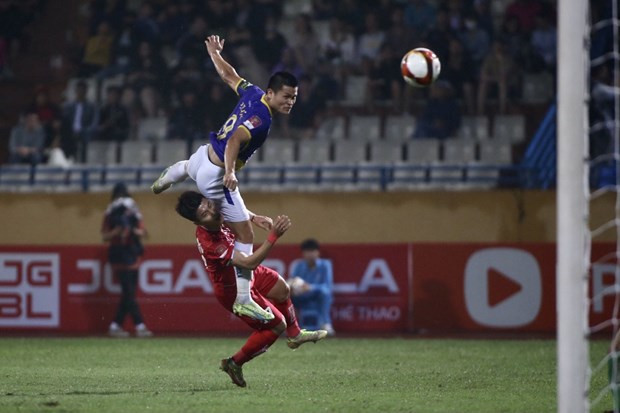 Hà Nội FC thắng đậm đối thủ khó chịu Hải Phòng trên sân nhà Hàng Đẫy với ba bàn cách biệt. (Ảnh: PV/Vietnam+) Hà Nội FC thắng đậm đối thủ khó chịu Hải Phòng trên sân nhà Hàng Đẫy với ba bàn cách biệt. (Ảnh: PV/Vietnam+)