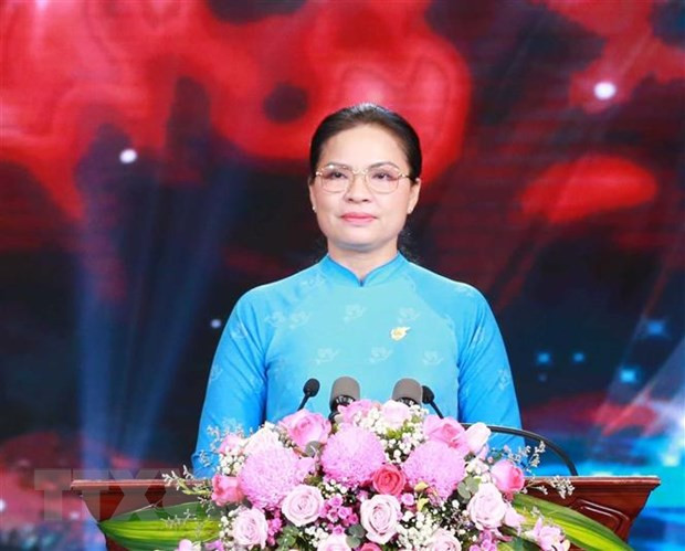 Bà Hà Thị Nga, Ủy viên Trung ương Đảng, Chủ tịch Hội Liên hiệp Phụ nữ Việt Nam phát biểu tại chương trình. (Ảnh: Phương Hoa/TTXVN)