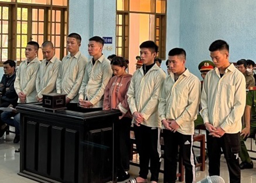 Các bị cáo tại phiên tòa. Ảnh: Phạm Hiền Các bị cáo tại phiên tòa. Ảnh: Phạm Hiền