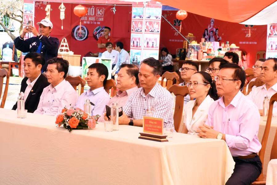 Các đại biểu dự Hội thi. Ảnh: PN