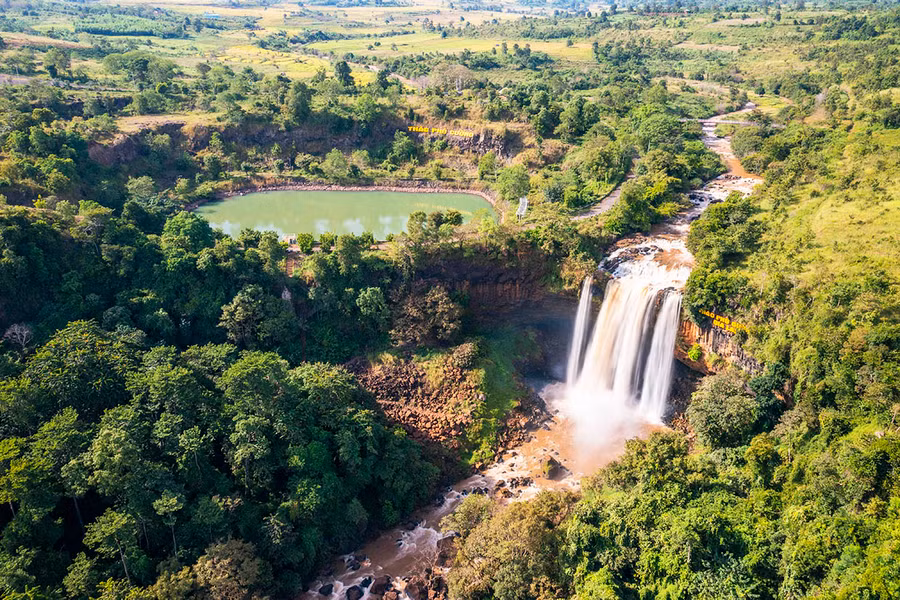 Thác Phú Cường (huyện Chư Sê). Ảnh: Phạm Quý