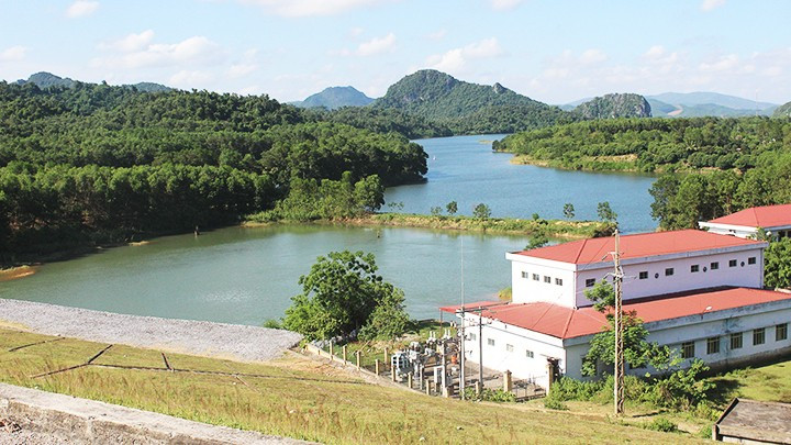 Rừng quốc gia Bến En đa phần là... keo. Rừng quốc gia Bến En đa phần là... keo.