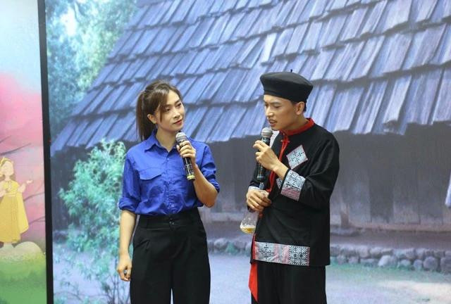 Các đại biểu đã được thưởng thức các vở kịch tình huống đặc sắc tại buổi lễ phát động. Ảnh MINH HIỂN Các đại biểu đã được thưởng thức các vở kịch tình huống đặc sắc tại buổi lễ phát động. Ảnh MINH HIỂN