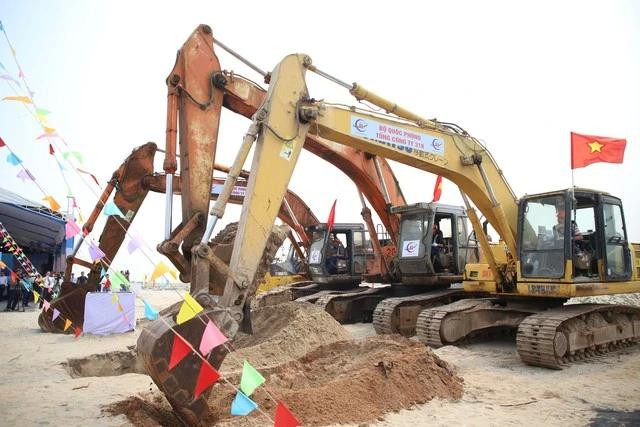 Giai đoạn 1 từ năm 2018 - 2025 sẽ hoàn thành, đưa vào khai thác 4 bến cảng. ẢNH: THANH LỘC