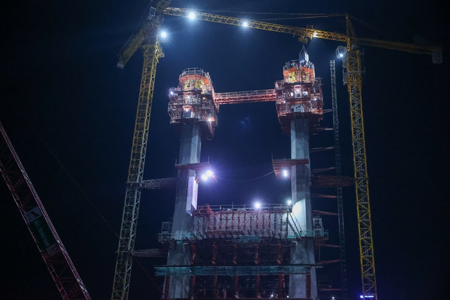 Rạch Miễu 2 là cây cầu thứ 2 có quy mô lớn bắc qua sông Tiền, nối 2 tỉnh Tiền Giang và Bến Tre. Ảnh: VGP/Nhật Bắc