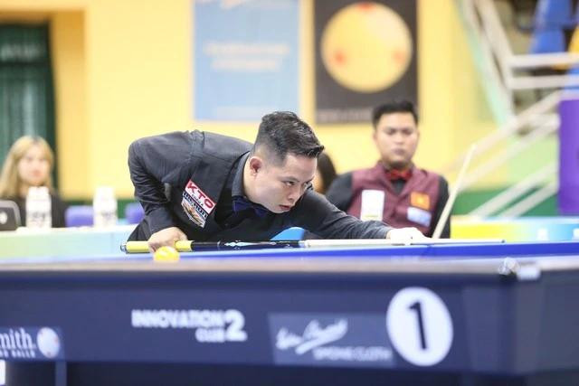 Lê Thành Tiến nỗ lực tạo ra trận chung kết hấp dẫn. Ảnh: MINH THẮNG