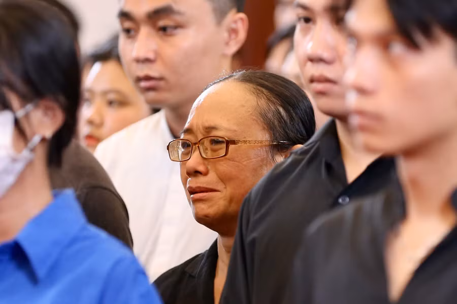 Người dân nghẹn ngào tại Lễ viếng Tổng Bí thư