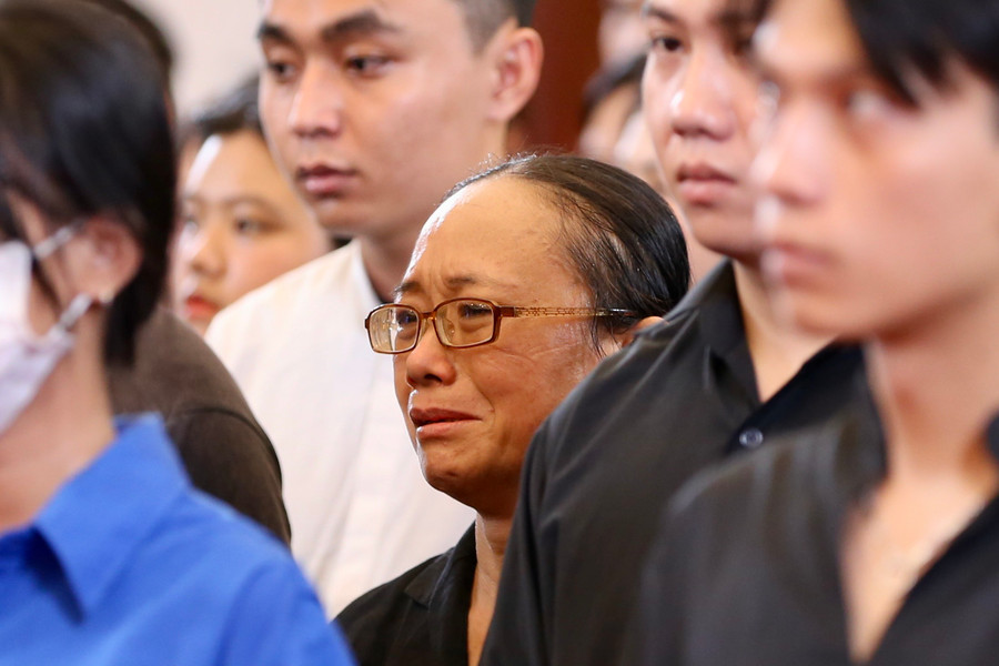 Người dân nghẹn ngào tại Lễ viếng Tổng Bí thư