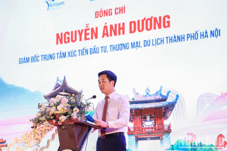Ông Nguyễn Ánh Dương, Giám đốc Trung tâm Xúc tiến đầu tư, thương mại, du lịch thành phố Hà Nội phát biểu khai mạc lễ hội. Ông Nguyễn Ánh Dương, Giám đốc Trung tâm Xúc tiến đầu tư, thương mại, du lịch thành phố Hà Nội phát biểu khai mạc lễ hội.