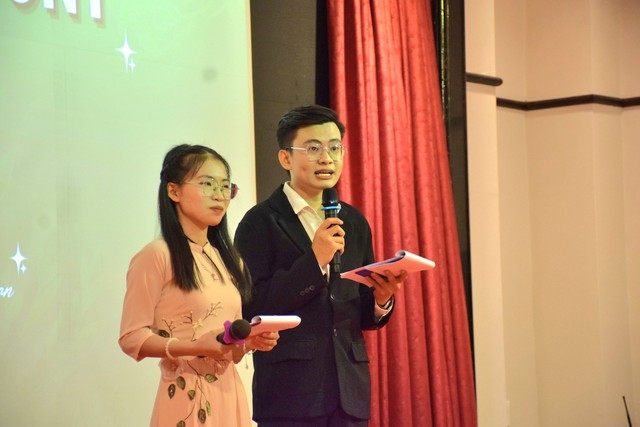 Chàng sinh viên tích cực tham gia nhiều hoạt động để "nâng cấp" thêm nhiều kỹ năng cho bản thân Chàng sinh viên tích cực tham gia nhiều hoạt động để "nâng cấp" thêm nhiều kỹ năng cho bản thân