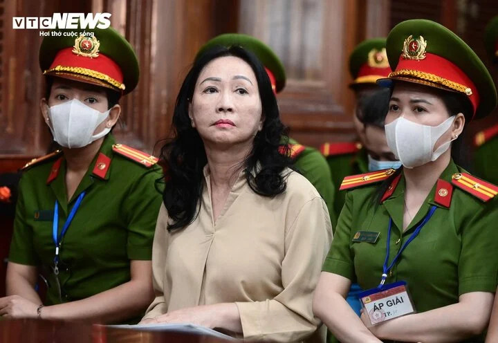 Bị cáo Trương Mỹ Lan tại phiên tòa. Bị cáo Trương Mỹ Lan tại phiên tòa.