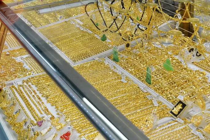 Giá vàng hôm nay của thế giới đã đảo chiều tăng trở lại
