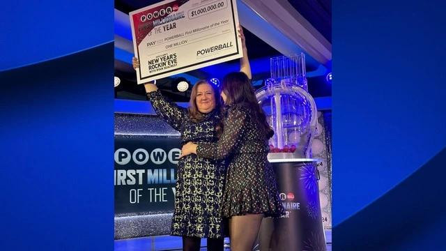 Bà Pamela Bradshaw và con gái (phải). ẢNH CHỤP MÀN HÌNH WRAL
