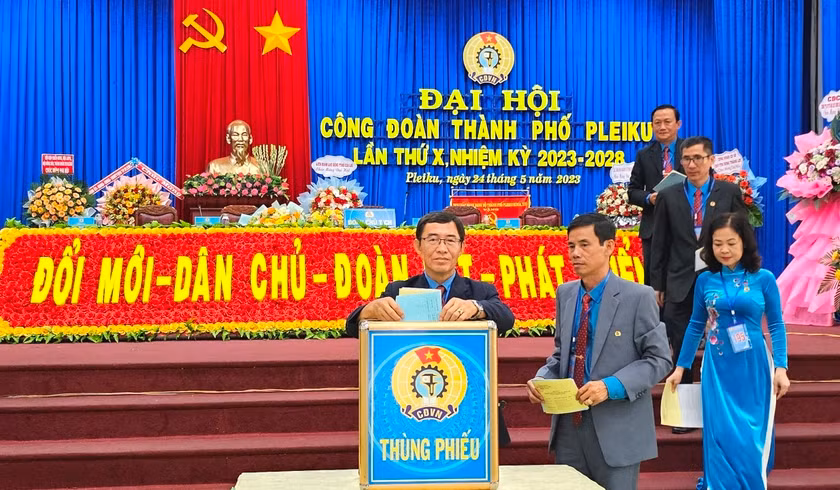 Liên đoàn Lao động TP. Pleiku được chọn tổ chức Đại hội điểm Công đoàn cấp trên trực tiếp cơ sở để rút kinh nghiệm. Ảnh: Đ.Y