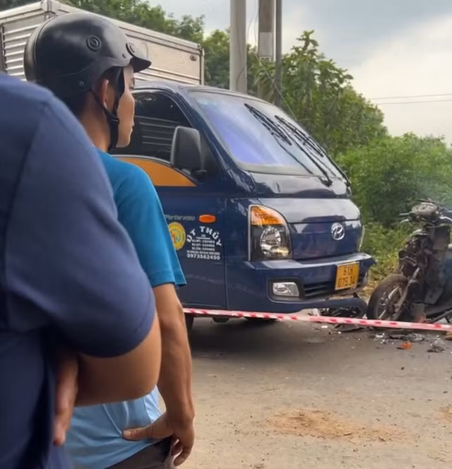 Hiện trường vụ tai nạn thương tâm