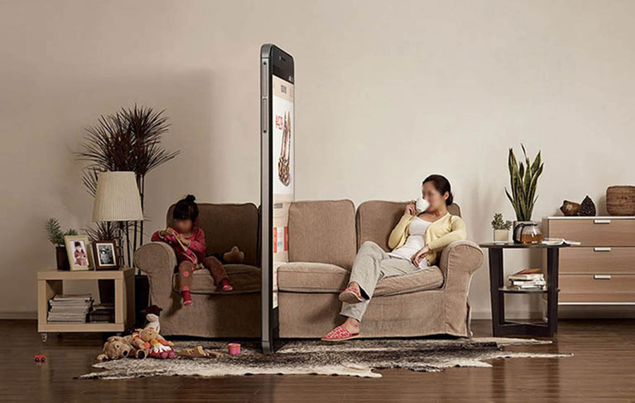 Cô đơn giữa gia đình (ảnh minh họa) Cô đơn giữa gia đình (ảnh minh họa)