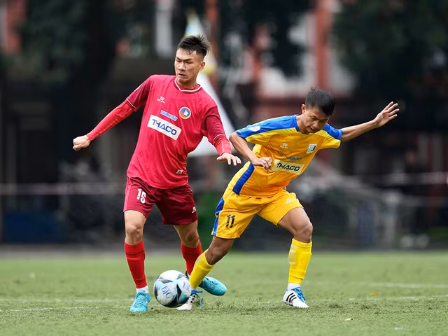 Đội Trường ĐH Sư phạm TDTT Hà Nội (trái) có thể chung bảng với các đội chuyên ngành thể thao. ẢNH: ĐỘC LẬP