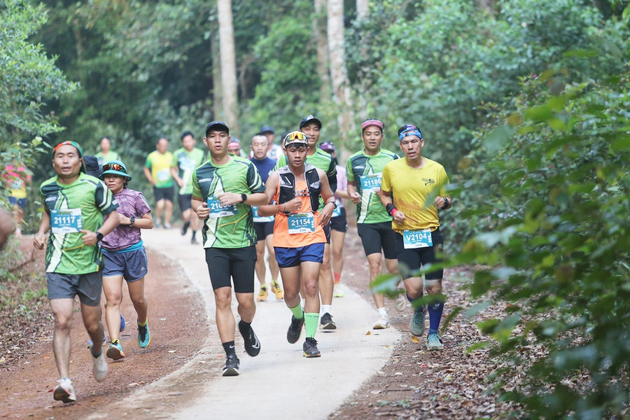 Giải chạy bán Marathon Kon Chư Răng-Khám phá viên ngọc xanh năm 2024 được tổ chức với hy vọng khai thác tiềm năng du lịch từ tài nguyên rừng. Ảnh: Văn Ngọc Giải chạy bán Marathon Kon Chư Răng-Khám phá viên ngọc xanh năm 2024 được tổ chức với hy vọng khai thác tiềm năng du lịch từ tài nguyên rừng. Ảnh: Văn Ngọc