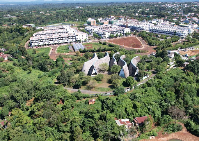 Buôn Ma Thuột đề nghị Công ty Trung Nguyên sớm triển khai dự án - Ảnh 1. Khu vực giáp ranh với dự án của Công ty Trung Nguyên