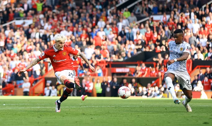 Alejandro Garnacho thoát xuống ghi bàn phút 90+4