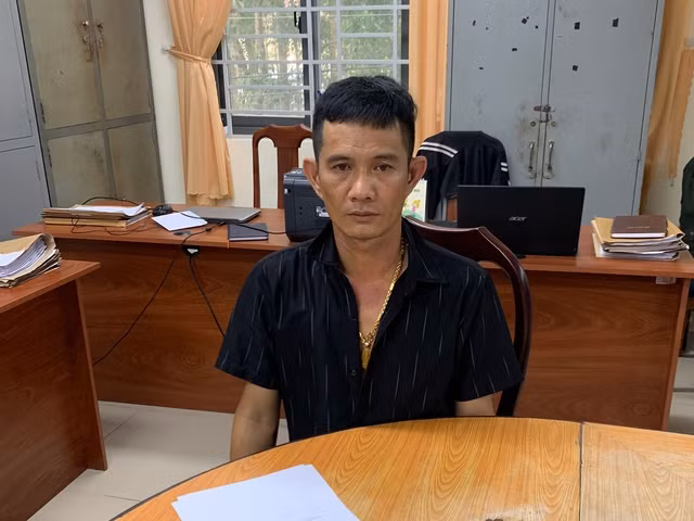 Phạm Thanh Toàn tại cơ quan công an. Ảnh: Trị Bình