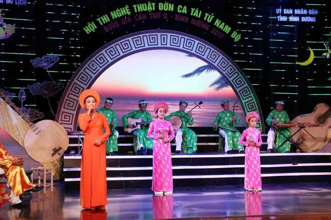 Hiện không nhiều người trẻ theo đuổi các bộ môn nghệ thuật truyền thống (ảnh minh họa). Ảnh: DŨNG PHƯƠNG Hiện không nhiều người trẻ theo đuổi các bộ môn nghệ thuật truyền thống (ảnh minh họa). Ảnh: DŨNG PHƯƠNG