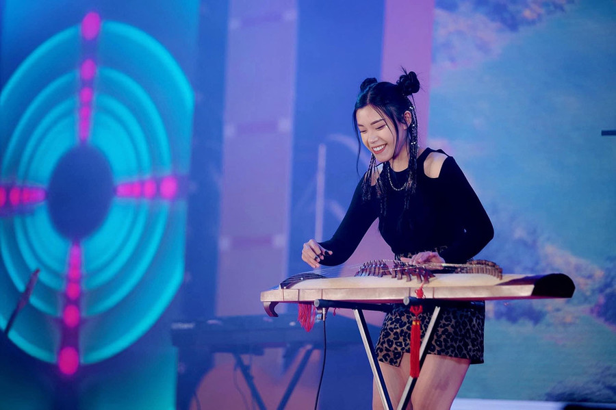 Như Quỳnh mong muốn &quot;làm mới&quot; cổ tranh để tăng tính kết nối với giới trẻ. Ảnh NVCC