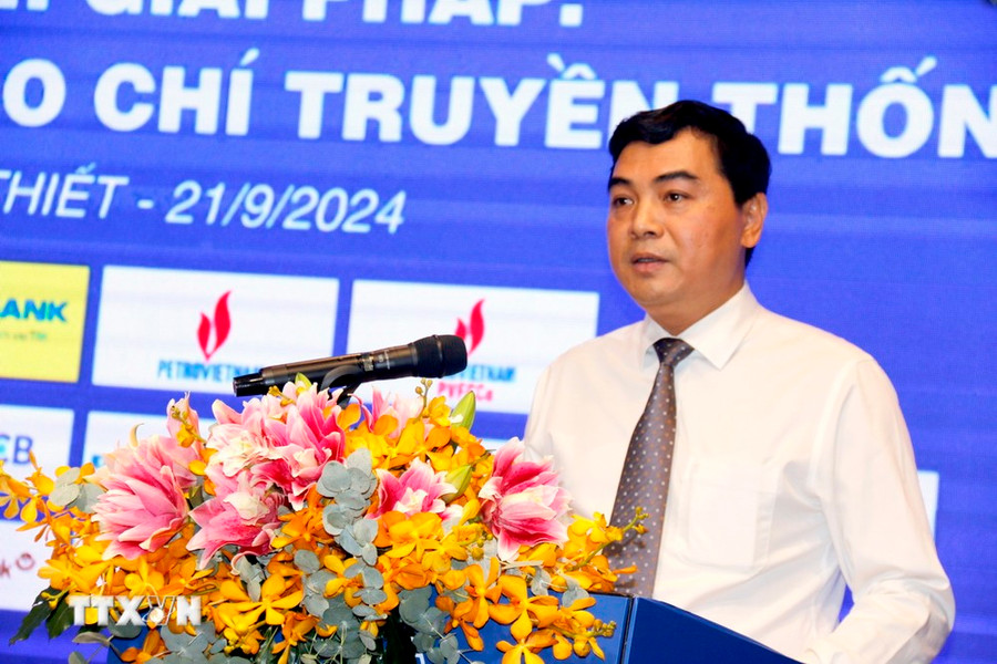 Ông Nguyễn Hoài Anh - Ủy viên Dự khuyết Ban Chấp hành Trung ương Đảng, Bí thư Tỉnh ủy Bình Thuận phát biểu tại Diễn đàn. (Ảnh: Nguyễn Thanh/TTXVN) Ông Nguyễn Hoài Anh - Ủy viên Dự khuyết Ban Chấp hành Trung ương Đảng, Bí thư Tỉnh ủy Bình Thuận phát biểu tại Diễn đàn. (Ảnh: Nguyễn Thanh/TTXVN)