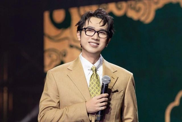 Minh Xù đảm nhận vai trò dẫn dắt phần thi Trang phục dân tộc ở Miss Universe Vietnam 2024. Ảnh: NVCC Minh Xù đảm nhận vai trò dẫn dắt phần thi Trang phục dân tộc ở Miss Universe Vietnam 2024. Ảnh: NVCC