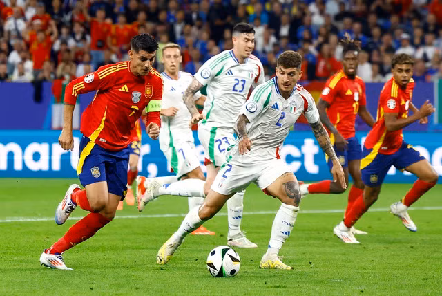 Tây Ban Nha là đội duy nhất toàn thắng vòng bảng Tây Ban Nha là đội duy nhất toàn thắng vòng bảng