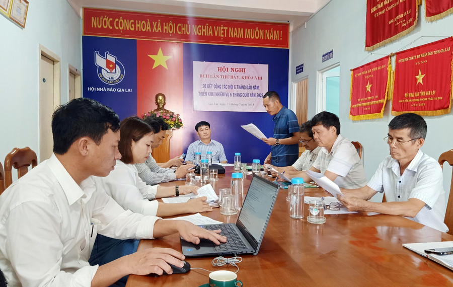 Toàn cảnh hội nghị sơ kết. Ảnh: Đoàn Nga