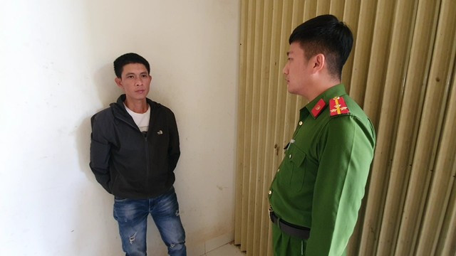 Nguyễn Đoàn Tú Khải tại cơ quan công an