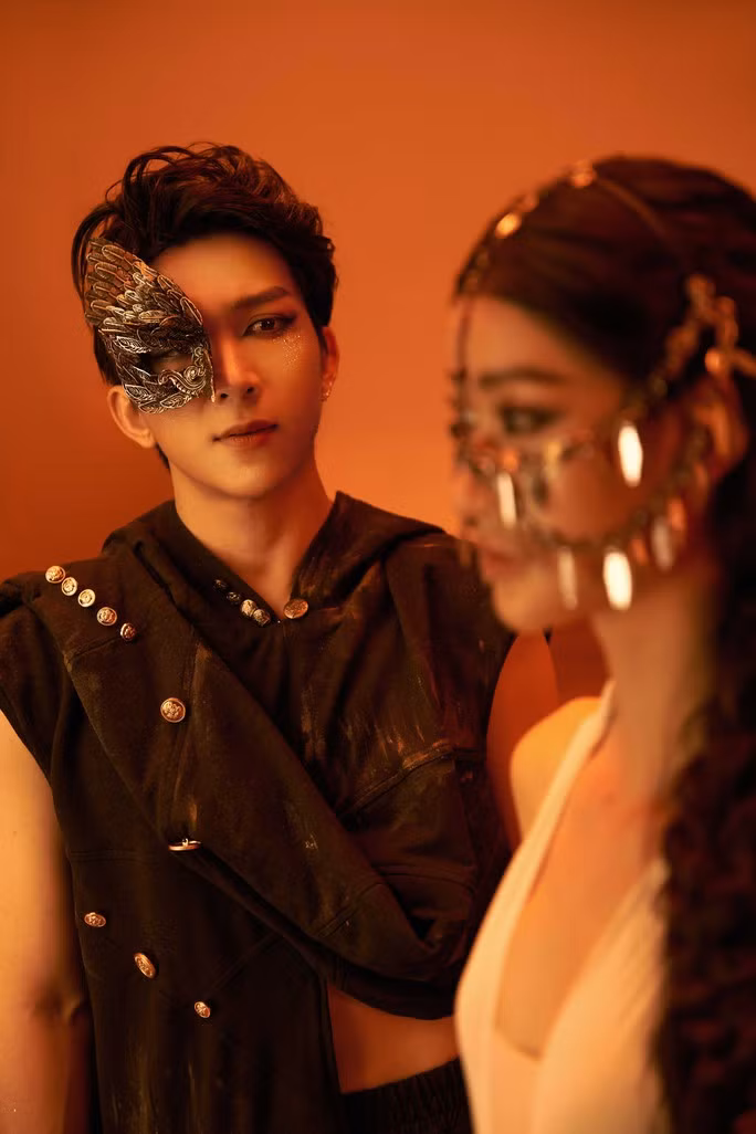 Tăng Phúc lột xác sau những bản hit cover