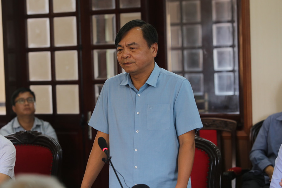 Thứ trưởng Nguyễn Hoàng Hiệp yêu cầu tỉnh Đắk Nông công bố tình trạng cấp bách về thiên tai. Ảnh: Cường Mai Thứ trưởng Nguyễn Hoàng Hiệp yêu cầu tỉnh Đắk Nông công bố tình trạng cấp bách về thiên tai. Ảnh: Cường Mai