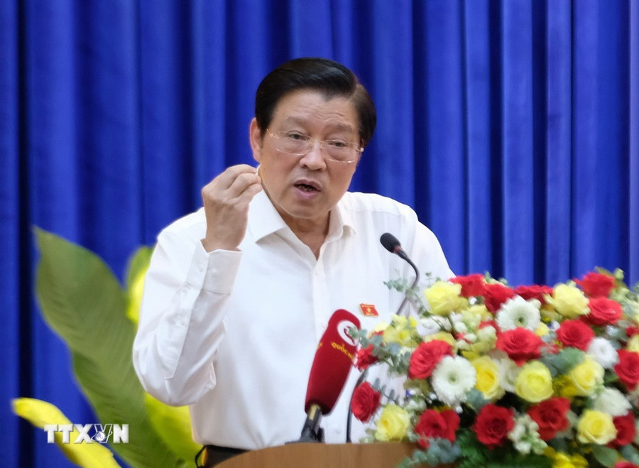 Ông Phan Đình Trạc, Ủy viên Bộ Chính trị, Bí thư Trung ương Đảng, Trưởng Ban Nội chính Trung ương phát biểu kết luận tại hội nghị tiếp xúc cử tri. (Ảnh: Nguyễn Dũng/TTXVN) Ông Phan Đình Trạc, Ủy viên Bộ Chính trị, Bí thư Trung ương Đảng, Trưởng Ban Nội chính Trung ương phát biểu kết luận tại hội nghị tiếp xúc cử tri. (Ảnh: Nguyễn Dũng/TTXVN)