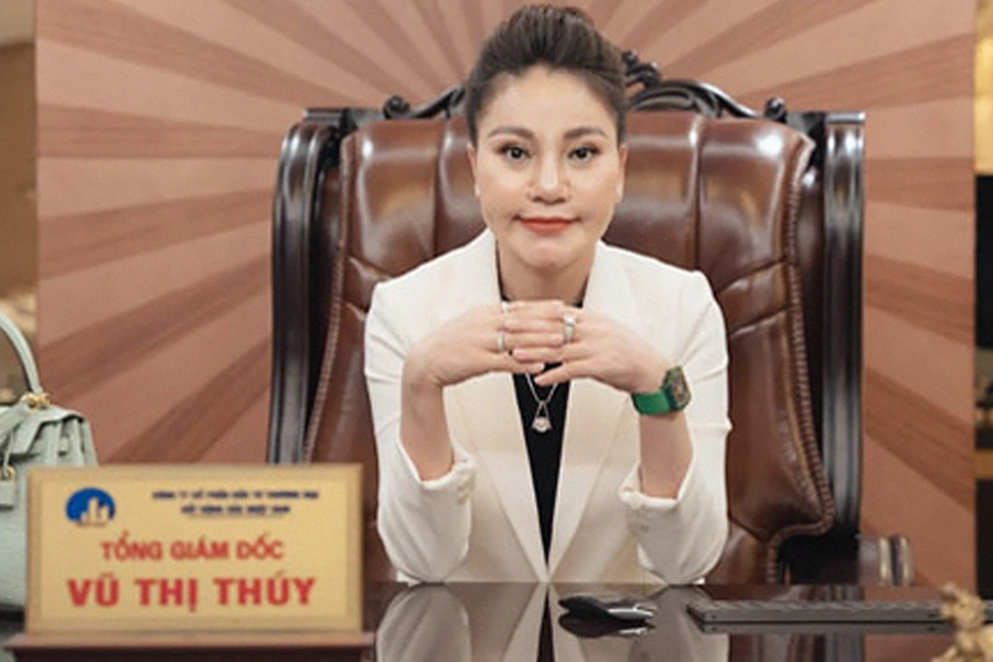 Bà Vũ Thị Thúy bị tạm giữ hình sự để điều tra Bà Vũ Thị Thúy bị tạm giữ hình sự để điều tra