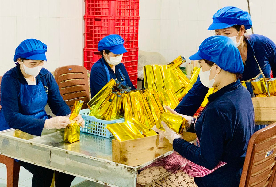 Công ty TNHH Thịnh Phát Danh Trà (08D Lê Lợi, phường Tây Sơn, TP. Pleiku) được đoàn kiểm tra liên ngành đánh giá cao trong công tác đảm bảo ATTP. Ảnh: Như Nguyện Công ty TNHH Thịnh Phát Danh Trà (08D Lê Lợi, phường Tây Sơn, TP. Pleiku) được đoàn kiểm tra liên ngành đánh giá cao trong công tác đảm bảo ATTP. Ảnh: Như Nguyện