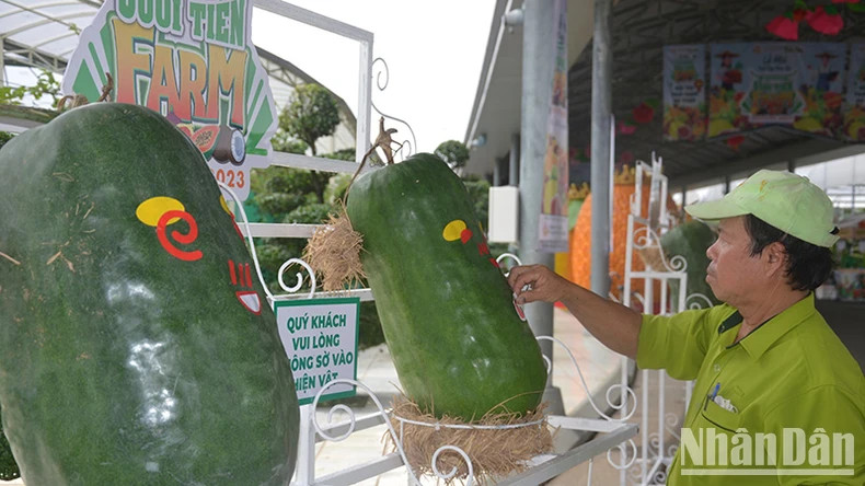 Khu du lịch văn hóa Suối Tiên được bình chọn là một trong 10 điểm giải trí, chương trình giải trí thú vị. Khu du lịch văn hóa Suối Tiên được bình chọn là một trong 10 điểm giải trí, chương trình giải trí thú vị.