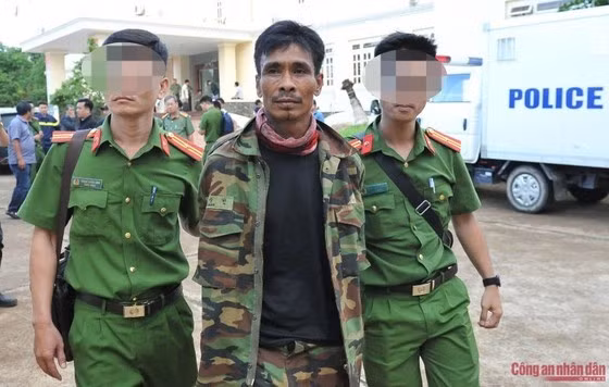 Các đối tượng bị công an bắt giữ. Ảnh: Báo CAND