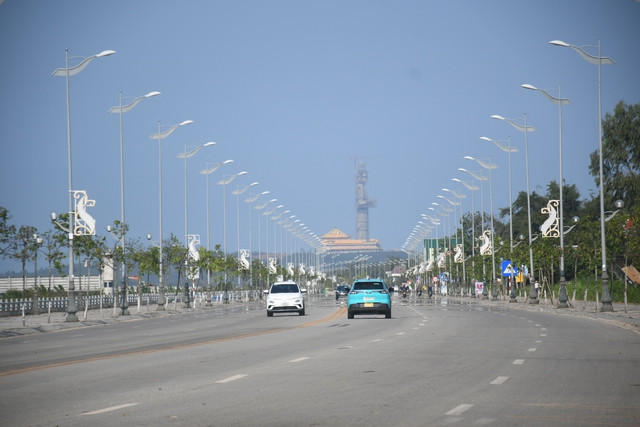 Nhiều cán bộ tỉnh Quảng Ngãi vướng vòng lao lý liên quan dự án Đường bờ Nam sông Trà Khúc. Nhiều cán bộ tỉnh Quảng Ngãi vướng vòng lao lý liên quan dự án Đường bờ Nam sông Trà Khúc.