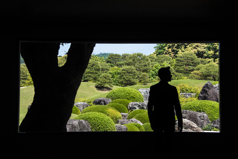 Nhiều du khách thích dành toàn bộ chuyến thăm của họ tại Adachi để nhìn ra ngoài cửa sổ.Ảnh: Japan Starts Here