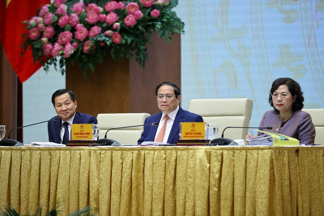 Định hướng chỉ đạo, điều hành, Thủ tướng khái quát bằng ba cụm từ: "5 tăng", "5 giảm", "5 tăng tốc, bứt phá". Ảnh: VGP/Nhật Bắc Định hướng chỉ đạo, điều hành, Thủ tướng khái quát bằng ba cụm từ: "5 tăng", "5 giảm", "5 tăng tốc, bứt phá". Ảnh: VGP/Nhật Bắc