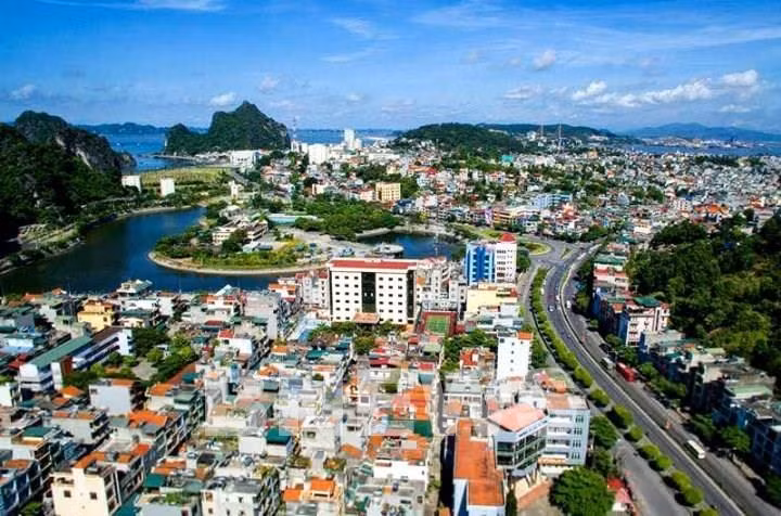 Một góc thành phố Hạ Long, tỉnh Quảng Ninh. Ảnh nguồn TTXVN