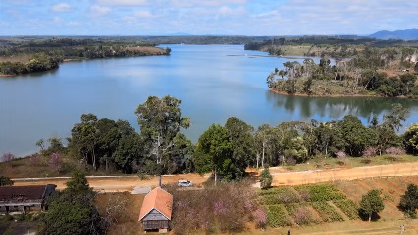 Xã vùng cao Vĩnh Sơn được xem như "Đà Lạt của Bình Định". Ảnh: XUÂN DŨNG Xã vùng cao Vĩnh Sơn được xem như "Đà Lạt của Bình Định". Ảnh: XUÂN DŨNG