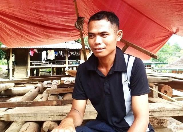 Anh Cụt Văn Nga vừa trở về sau 2 năm làm việc tại Đài Loan. Ảnh K.HOAN Anh Cụt Văn Nga vừa trở về sau 2 năm làm việc tại Đài Loan. Ảnh K.HOAN