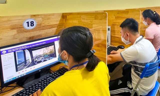 Bộ GTVT cho biết đã điều chỉnh cập nhật một số tình huống mô phỏng khi thi bằng lái xe ô tô phù hợp thực tế.