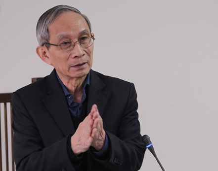 Thầy Nguyễn Xuân Khang cho rằng Tết là dịp học trò được nghỉ ngơi, đoàn viên bên gia đình. Vì vậy, không giao bài tập để học sinh được thoải mái, không phải áp lực làm bài tập.